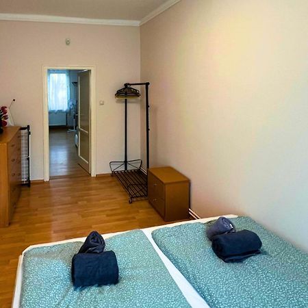 Family Friendly Apartman Budapest Exteriör bild