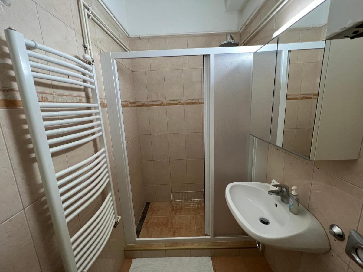 Family Friendly Apartman Budapest Exteriör bild